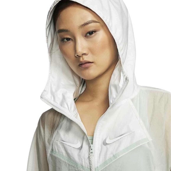 Nike Sportswear Women's Cropped  Woven Windbreaker Jacket Size S - Picture 3 of 16